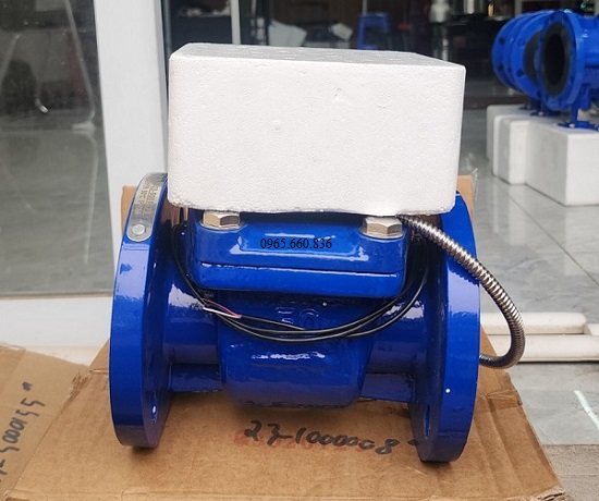 Đồng hò đo lưu lượng nước dạng cơ.