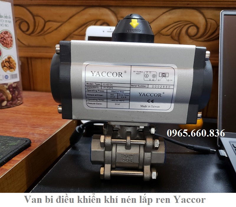 van_bi_dieu_khien_khi_nen_lap_ren_yaccor_la_gi