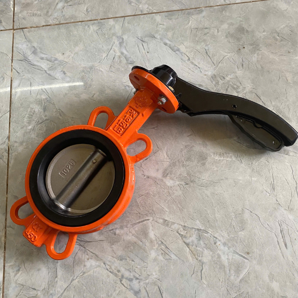 Hình ảnh van bướm gang tay gạt KSPM