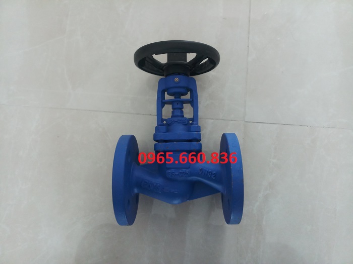 van cầu th&eacute;p thổ nhĩ kỳ 1