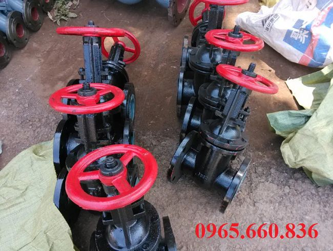 van cổng 7