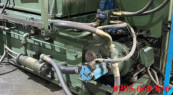 Ứng dụng thực tế của bơm cánh gạt PV2R3 76-85-94-116-FR Yuci Yuken